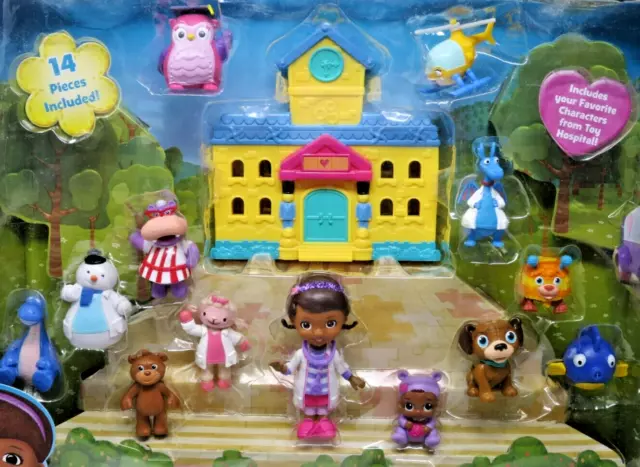 Doc McStuffins Toy Hospital Deluxe Friends Collection Disney Junior New 2