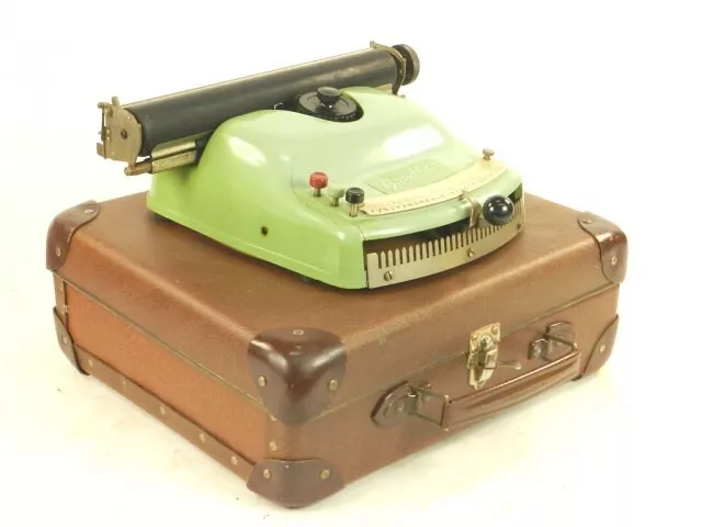 Máquina De Escribir Bambino Color Verde Año 1954 Typewriter Schreibmaschine