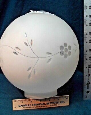VTG 10" Globe GWTW Oil Lamp Shade Frosted Glass Cut to Clear 4" Fitt. LS328