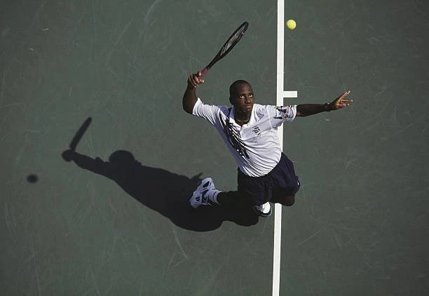 MALIVAI WASHINGTON sirve a Alberto Mancini en su pecado de - Main Image