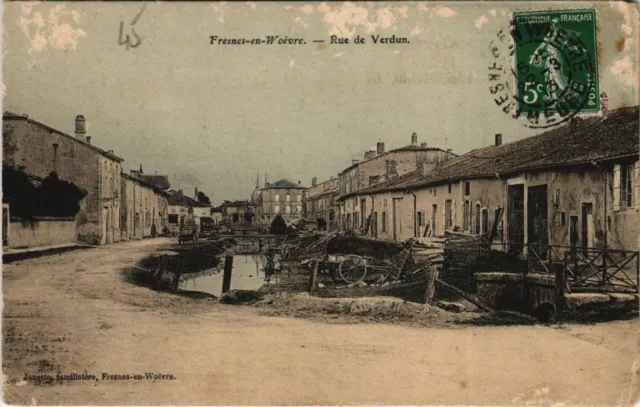 CPA Fresnes-en-woevre - Rue de Verdun (118857)