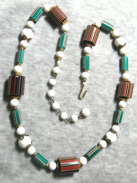 Vintage Stunning Good Tone Multi Color W/ Milk Glass Necklace