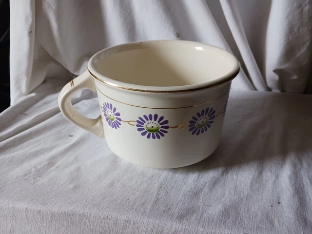 Ditmar Urbach Faience Czechoslovakia Chamber Pot