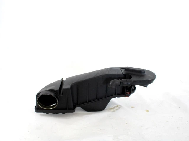 A1110940183 Silencieux Aspiration MERCEDES Classe C C200 W203 2.0 B 120KW Aut