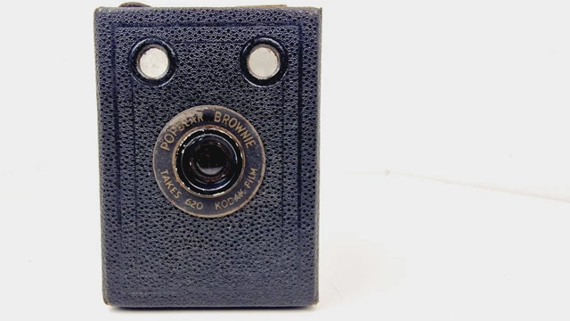 popular brownie takes 620 kodak film