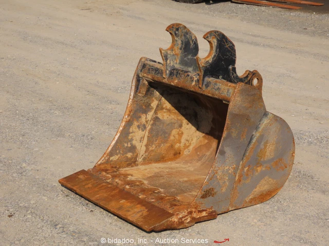 36" Clean Out Smooth Bucket Quick Attachment For Excavators bidadoo