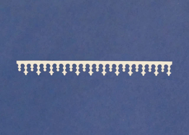 Dollhouse Miniature 1:12 Scale Running Trim