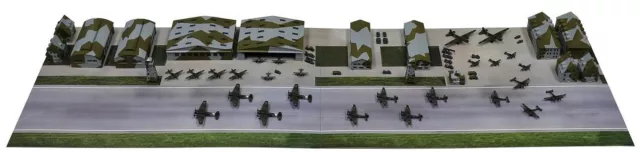 Pit Road 1/700 WWII German Air Force Base Construction Model