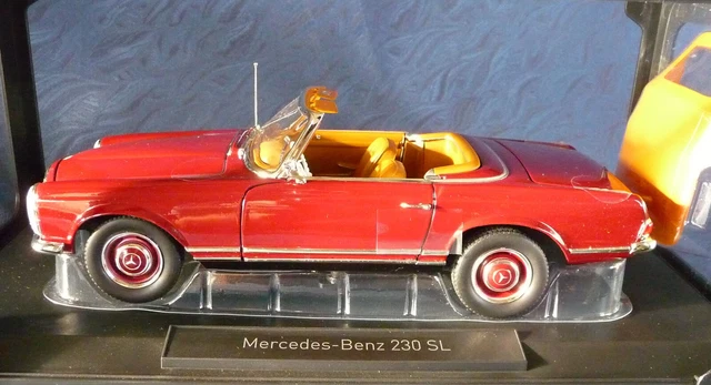 Maisto Premiere Edition Mercedes-Benz SLS AMG 1:18 Diecast Car Genuine NIB