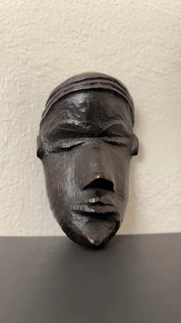 Miniature Mask (Ma Go)
