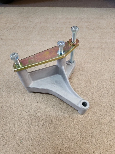 HQ HJ HX HZ Holden V8 Alternator Bracket And Bolts Genuine