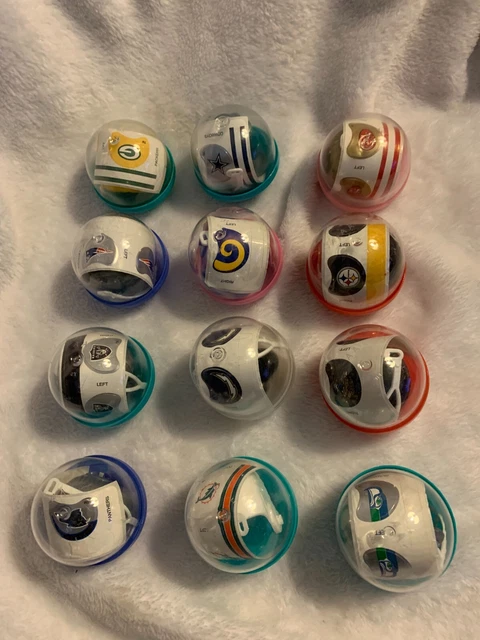 Vintage 90s NFL Helmet Gumball AA Vending Machine Plastic Mini Football