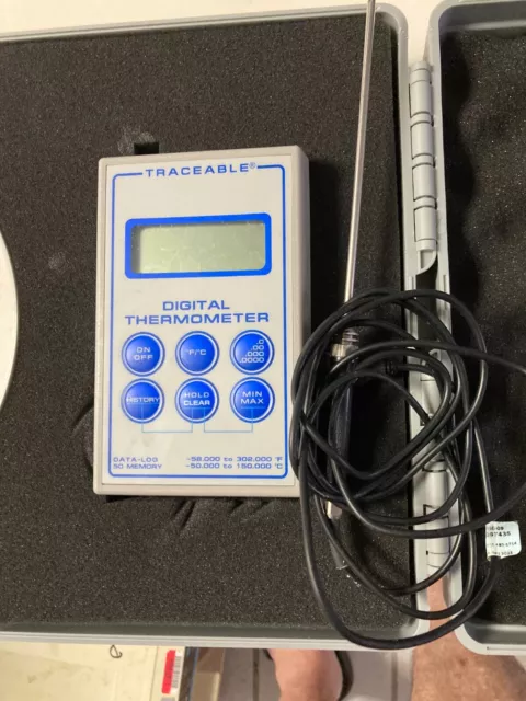 Traceable 4000 Digital Thermometer with USB Probe and Storage / Carrying Case