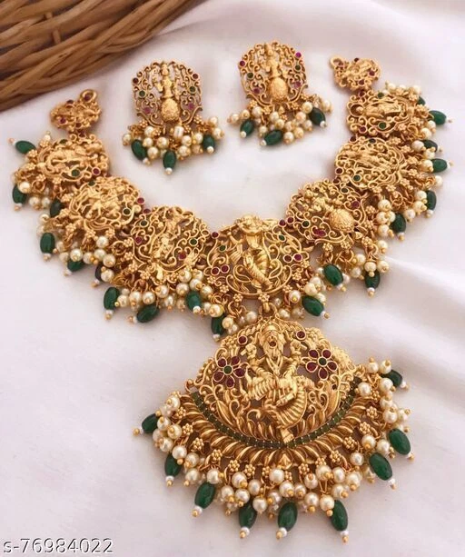 Set di gioielli antichi dell'India meridionale senza collo per abiti da...