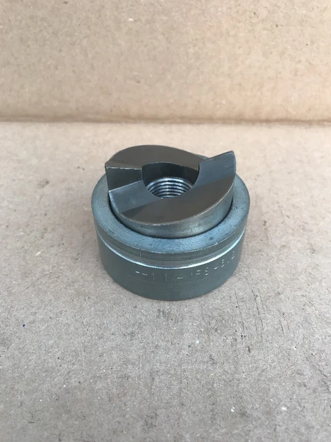 Greenlee 1 1/4" Conduit Punch Set IPS Slugsplitter Knockout 43.2mm (#-2)