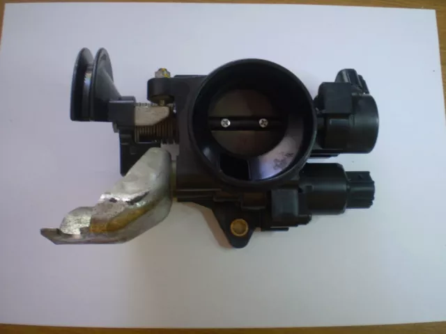 Boîtier Du Papillon - Manette des Gaz Body 89452-52011 Toyota Yaris-Aygo