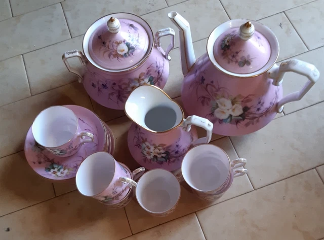 Service à café de luxe en porcelaine avec incrustation d'or