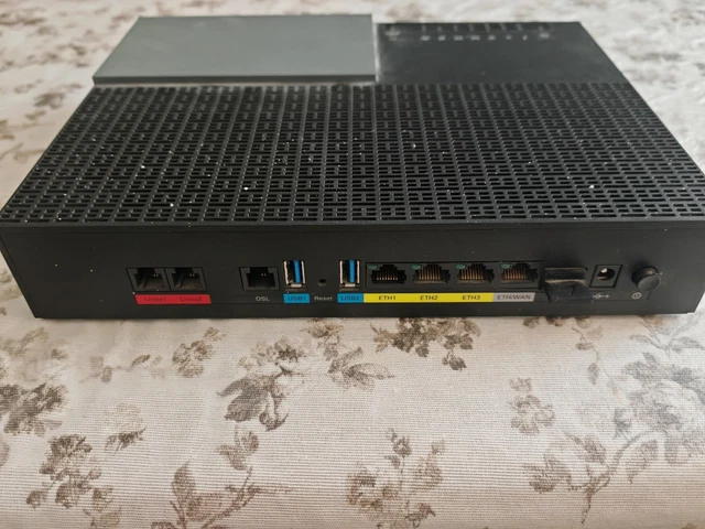 TECHNICOLOR TIM HUB+ PLUS 1200Mbps Modem-Router senza Filo - Nero EUR ...
