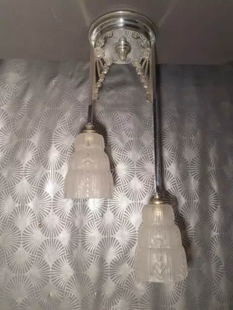 ancienne suspension lampe art déco abat jour tulipe en verre