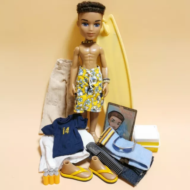 BRATZ BOYZ Sun Kissed Summer DYLAN Figure FULL Outfit Accessories 2004 MGA Loose