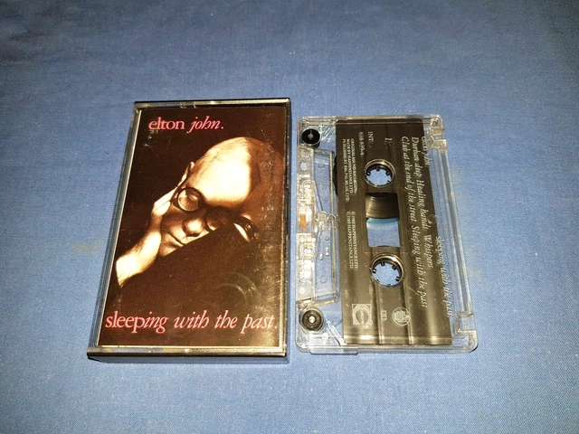 ELTON JOHN SLEEPING With The Past Cassette Album EUR 3,92 - PicClick IT