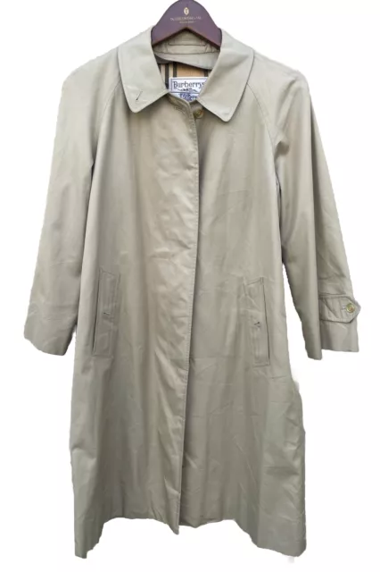 Burberrys Beige Carcoat Trenchcoat Nova Check Lining