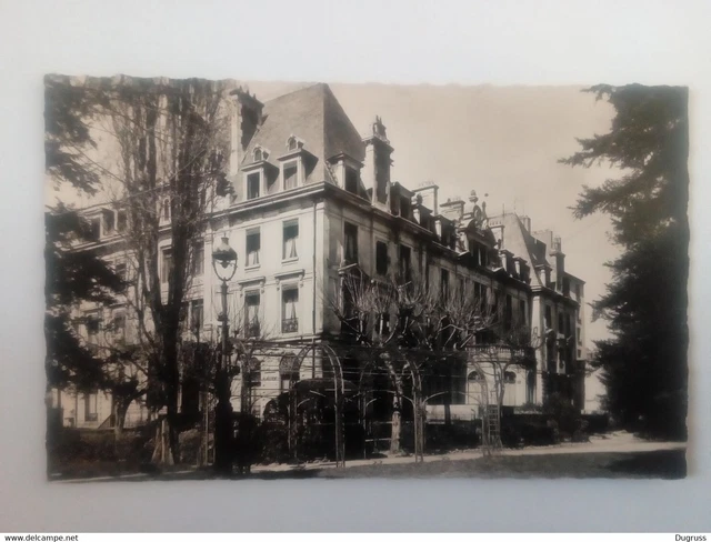 Cpsm Besançon L'hôtel des Bains vu des Jardins du Casino 1953