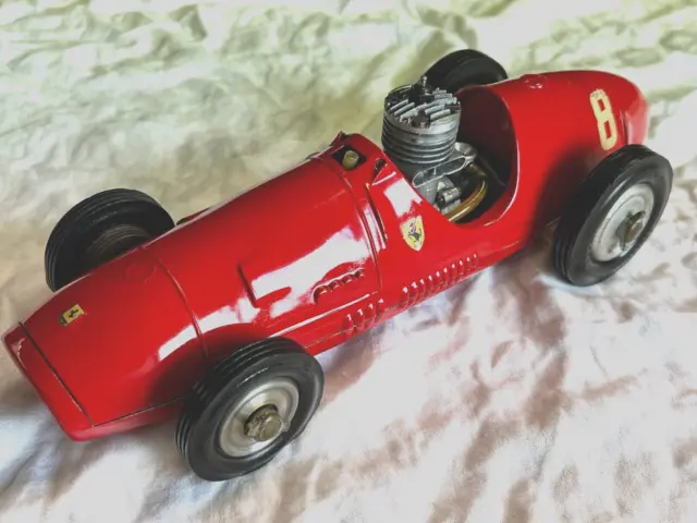 Movosprint 52 Ferrari 500 F2 " Supertrigre "  Thether Racer 1950 Made Italy