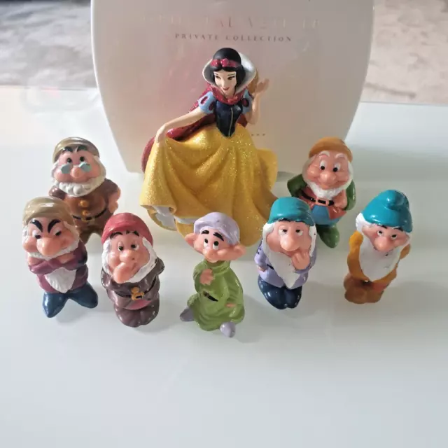 Disney Snow White & the 7 Dwarves Figures Cake Toppers / Snow Globe 🍎 Freepost