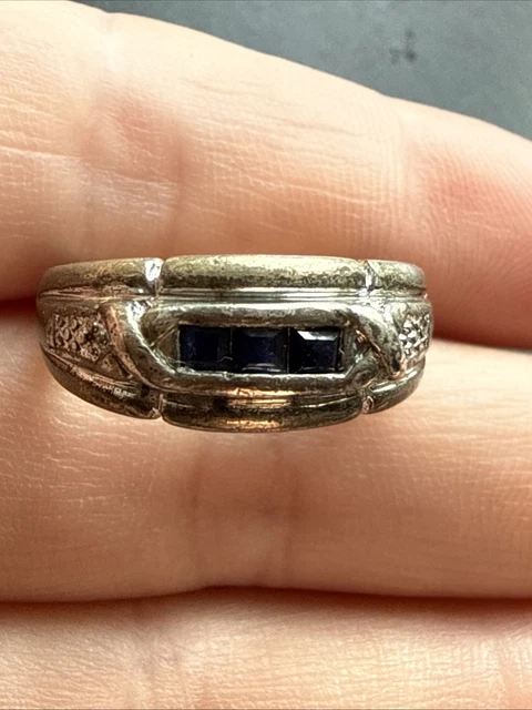 Bague Ancienne En Argent Massif Avec Topaze Et Zirconium - Taille 55 - Modèle Dôme