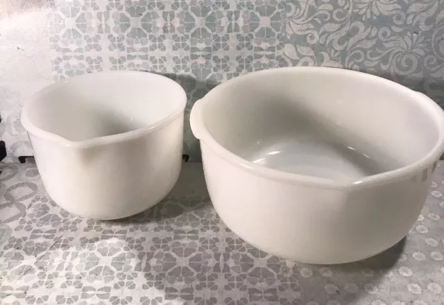 Fire King For Sunbeam Mixmaster White Milk Glass Mixing Bowls Set Of 2   9” & 6”