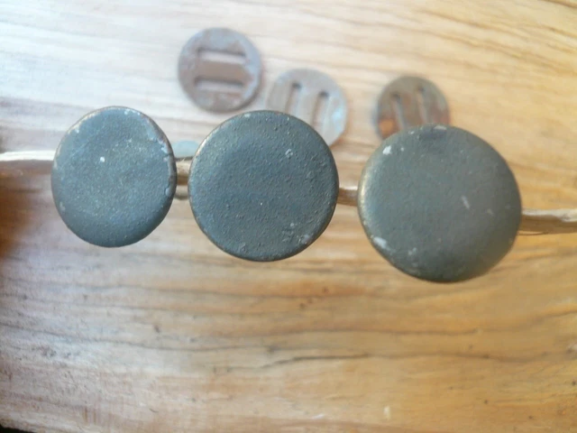 Stahlhelm M35, M40, M42 Splinte Helmnieten Rivets 2 Weltkrieg WH WW2 WK2 DAK