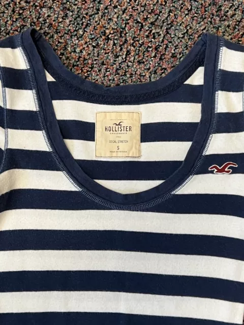 HOLLISTER Women's Size Small So Cal Stretch Scoop Neck Short Sleeve Navy Stripes