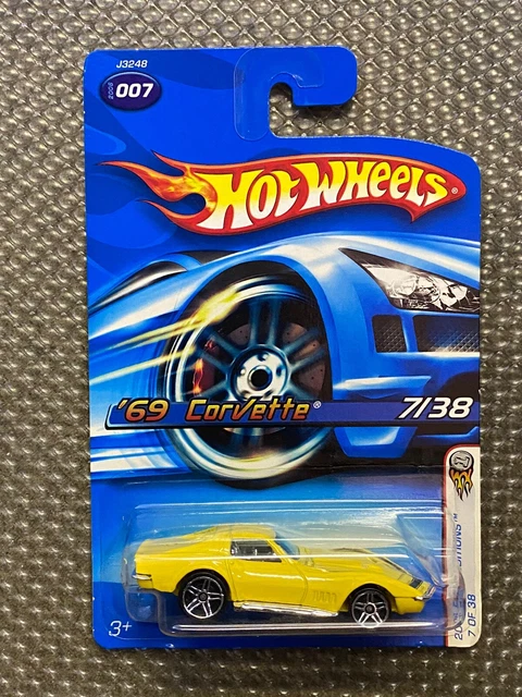 Hot Wheels '69 Corvette Diecast Car - 2006 First Editions 7/38 White (1:64 Scale)