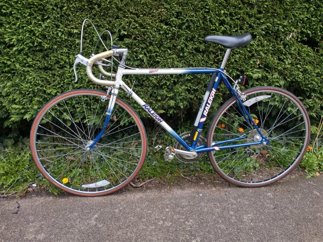 VINTAGE RALEIGH WINNER Road Bike. All Proceeds Go To Cure Leukaemia 36.00 PicClick UK