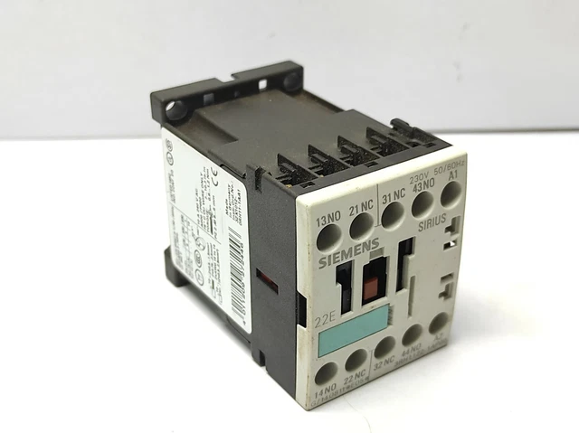 Siemens 3RH1122-1AP00 Contactor 10A 240VAC 230V 50/60Hz