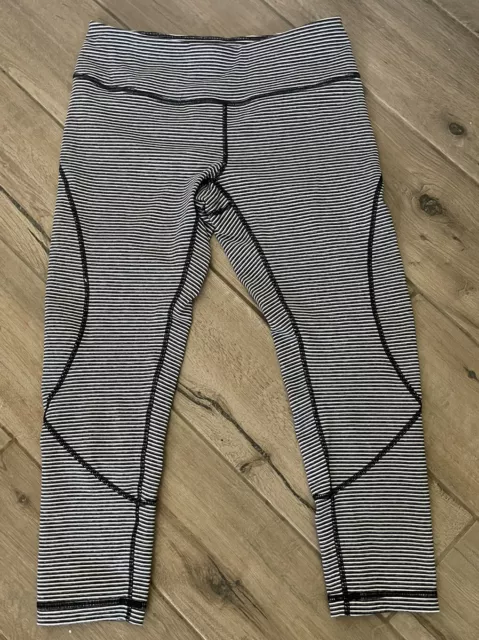 Zella Live In Crop Capri leggings Black Gray White  Striped size Small.