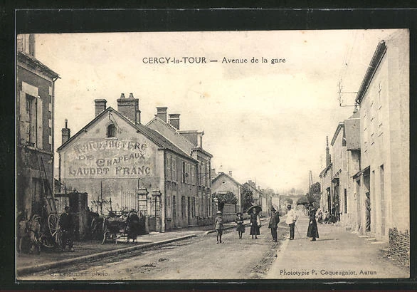 CPA Cercy-la-Tour, Avenue de la Gare
