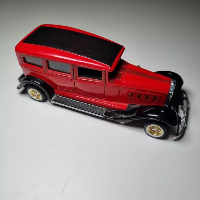 Anson 1931 Peerless Model Car 1:27 Scale Model, Red Metal Collectable Prop