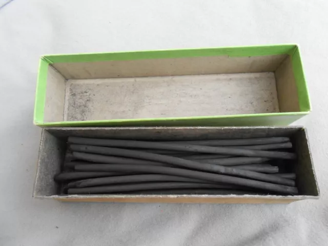 Vintage Box Of Artists Vine Charcoal Thin Sticks Weber Size No 2-A Box Antique