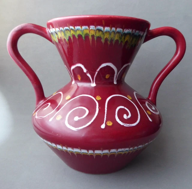 ANCIEN VASE VINTAGE en faïence de Vallauris anses forme de poissons en ANCIEN VASE VINTAGE en faïence de Vallauris anses forme de poissons en