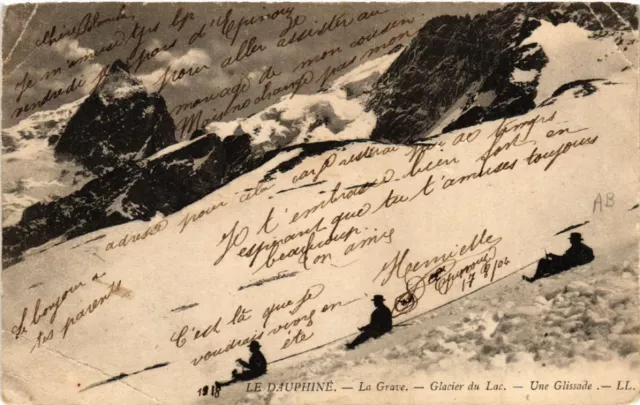 CPA Le Dauphiné - LA GRAVE - Glacier du Lac - Une Glissade (453368)