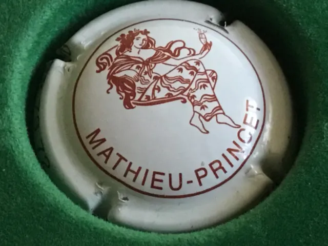 Capsule de champagne Mathieu-Princet, blanc et marron 