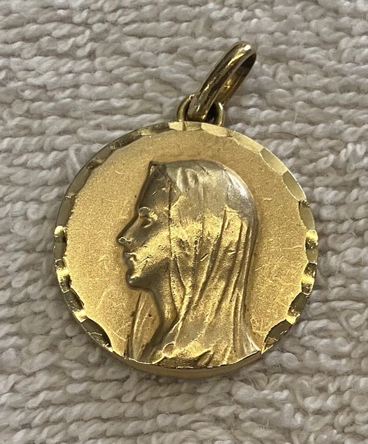 Ancienne médaille religieuse en FIX plaqué or représentant un calice - médaille de communion datée de 1903 (Ref 5377) - France