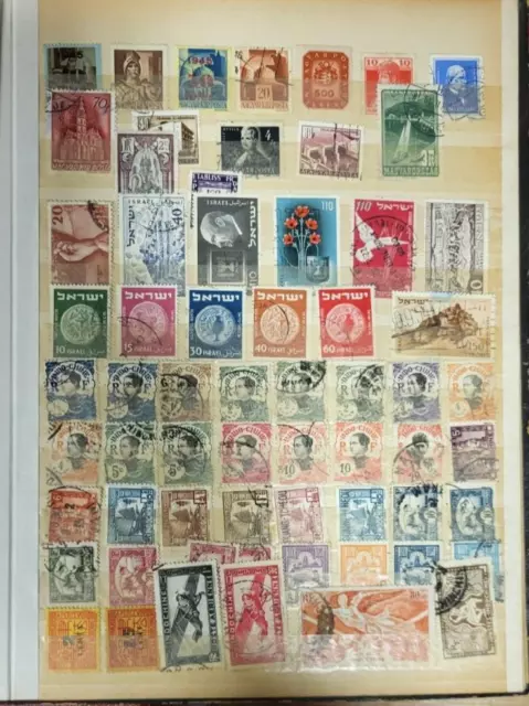 Album + de 830 timbres du monde dont colonies françaises et TOM