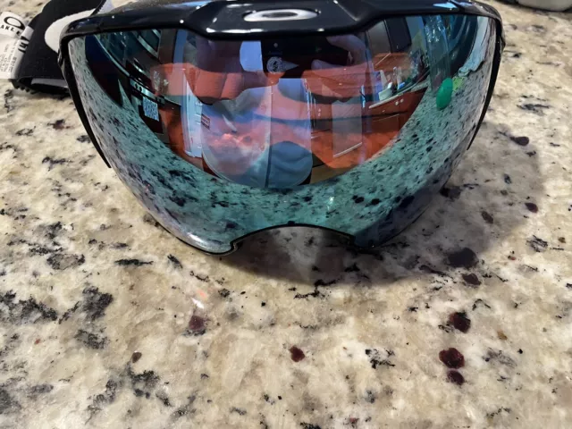 Oakley Airbrake XL Snowboard Goggles. Never Used