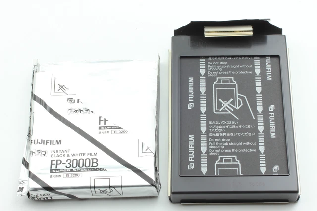 [Unused] FujiFilm FP-3000B Professional Instant Black and White Film From JAPAN