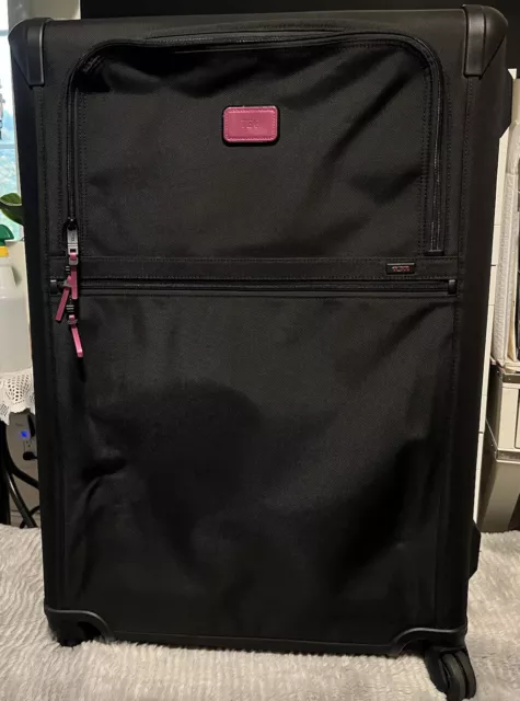 TUMI ALPHA 2 Extended Trip Expandable 4 Wheel Packing case BLACK New with tag