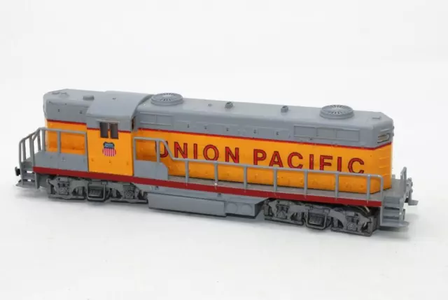 HO Scale Diesel VTG LOCOMOTIVE AHM UNION PACIFIC  Made in Yugoslavia - Tested