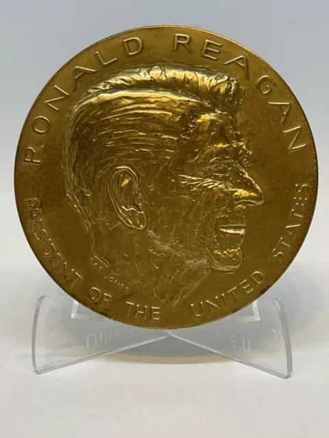 US Treasury Bureau of the Mint Bronze Ronald Regan 3” Medallion In Original Box